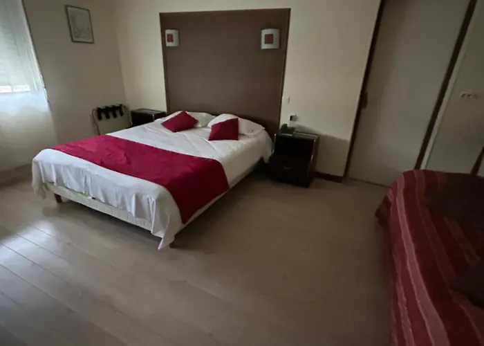 Hotel Logis Restaurant Horizon 117 Sentaraille