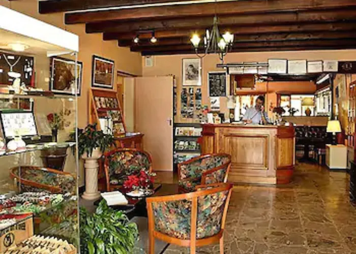 Logis Restaurant Horizon 117 Sentaraille