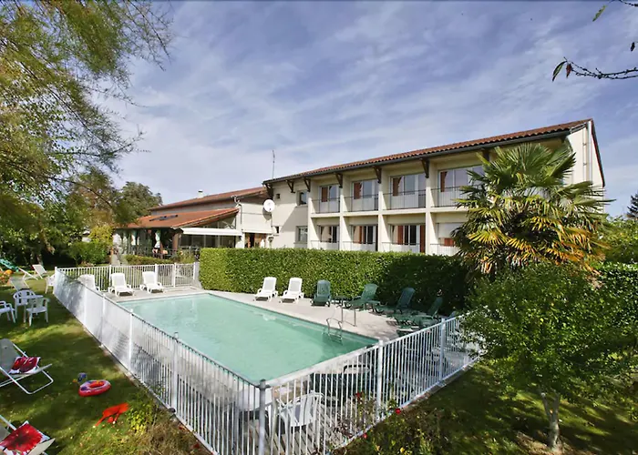 Hotel Logis Restaurant Horizon 117 2*